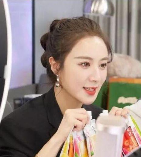 王海爆料薇娅了吗视频在线观看,揭秘直播带货背后的真相  第1张